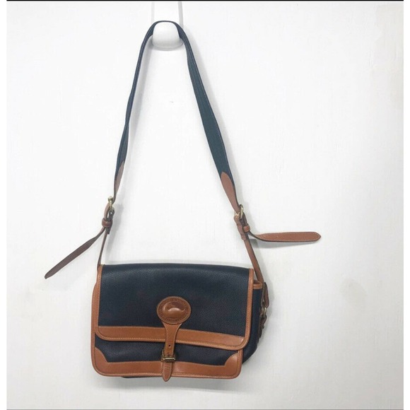 Vintage Dooney & Bourke Shoulder Bag Purse Crossbody All Weather Leather - Picture 3 of 9